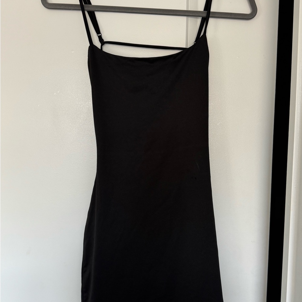 Black mini backless dress